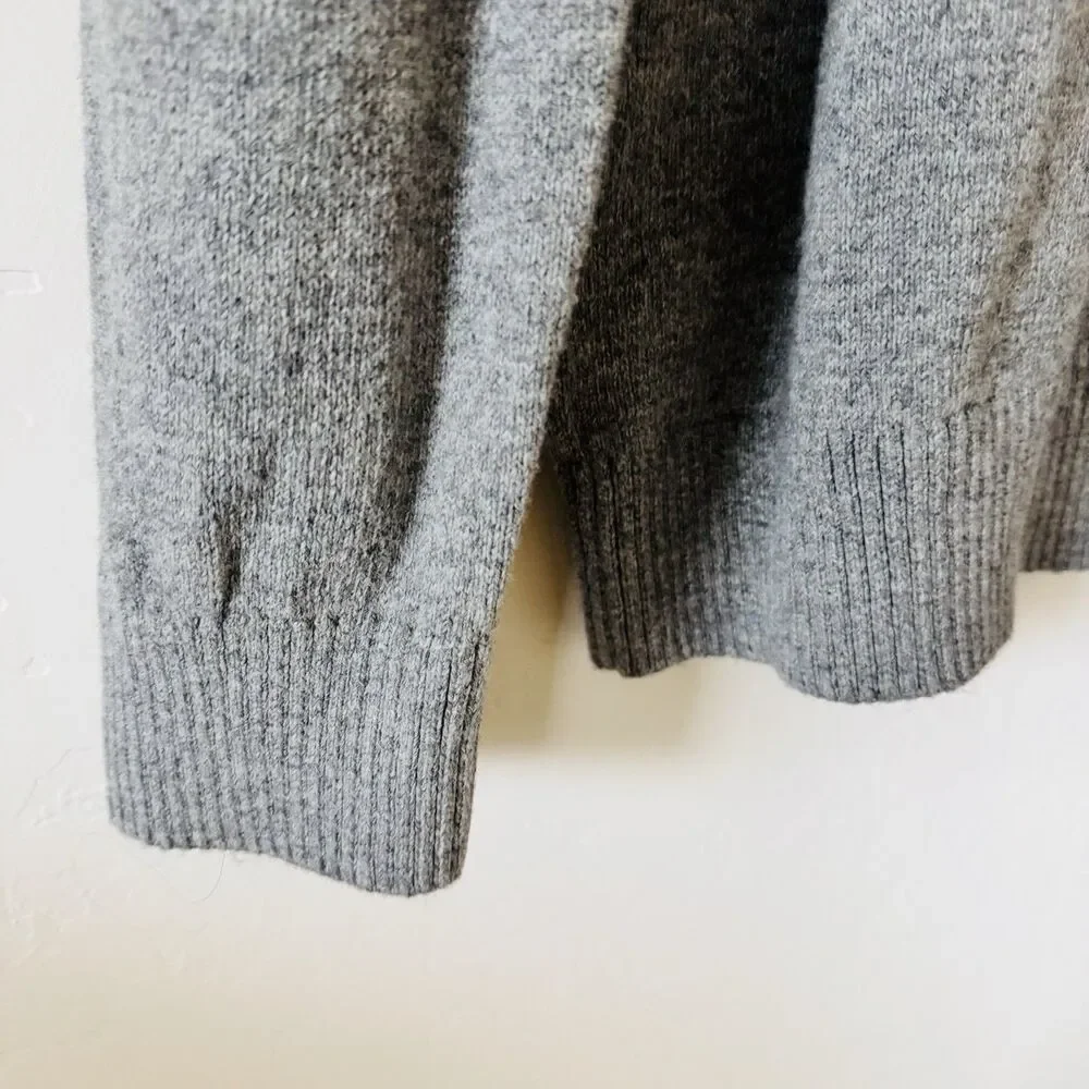 Gap Men’s Mock Neck Grey Sweater Size XL